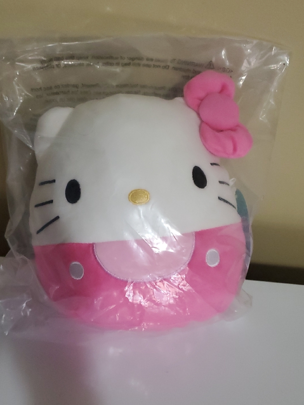 NIB Hello Kitty Squishmallow